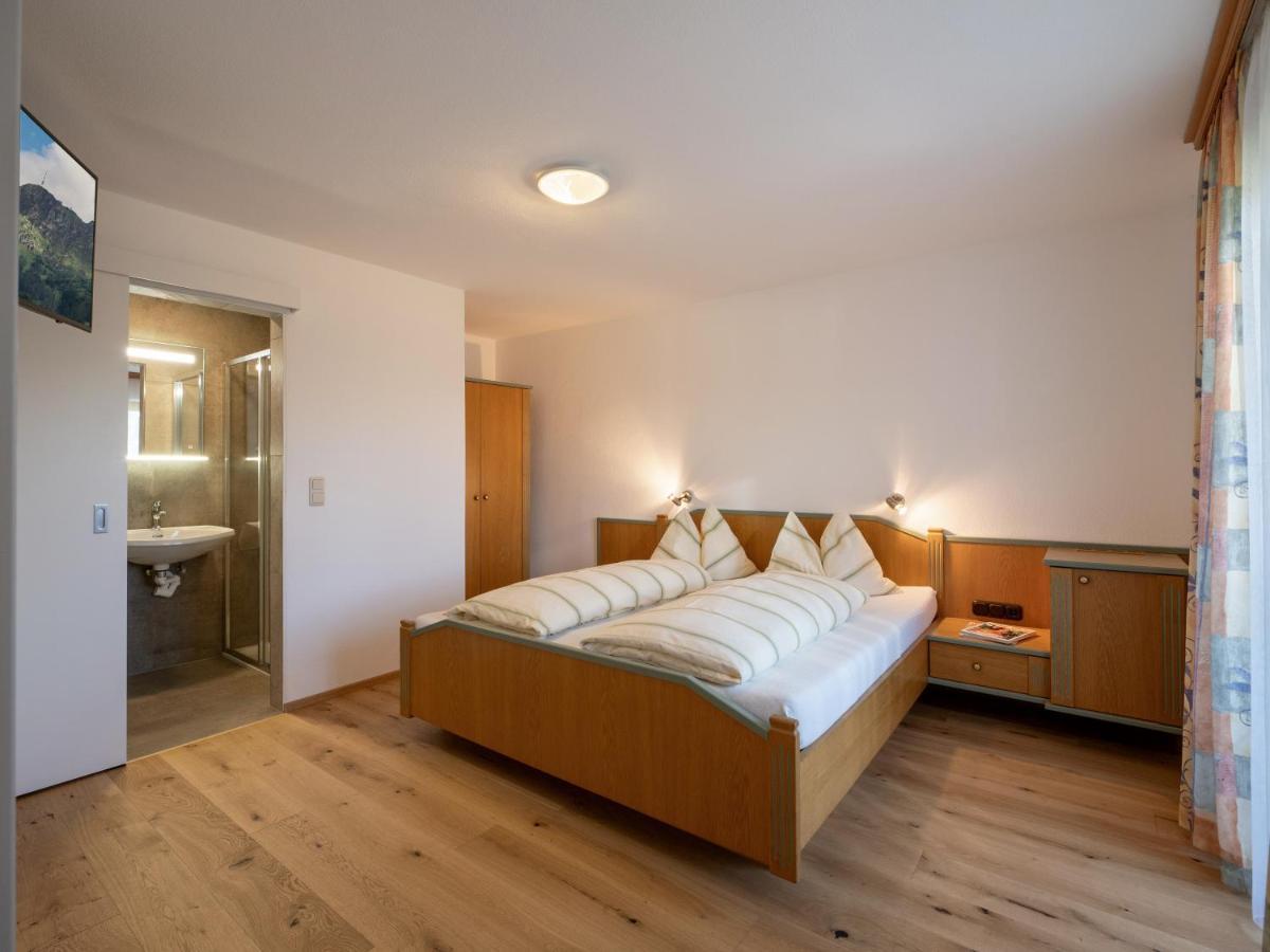 Apartment-Pension Schmiedererhof Sankt Johann in Tirol Exterior photo