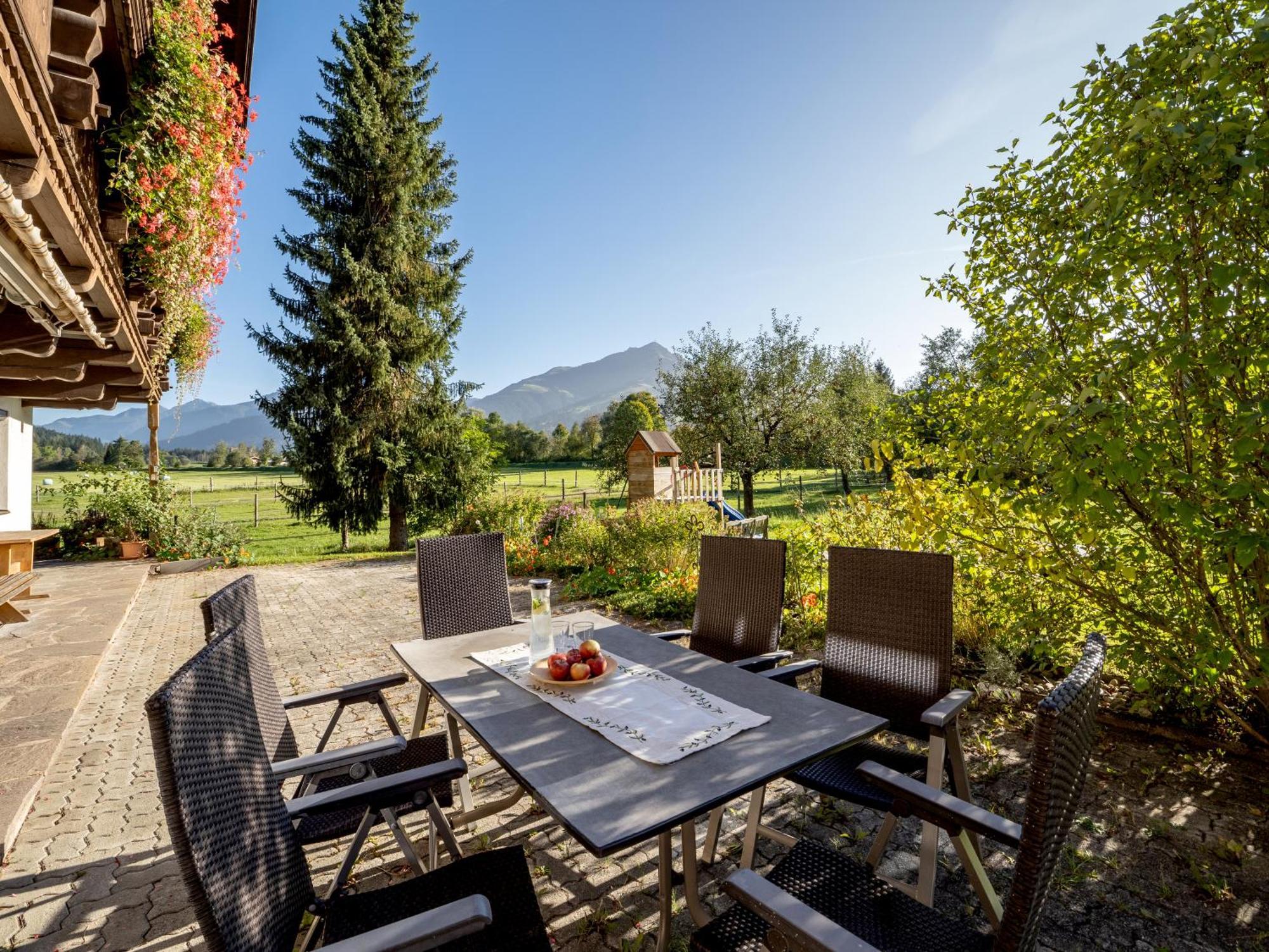 Apartment-Pension Schmiedererhof Sankt Johann in Tirol Exterior photo